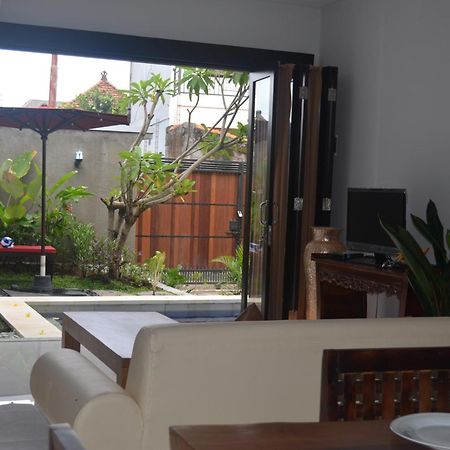 Nyoman Villa Sanur Quarto foto